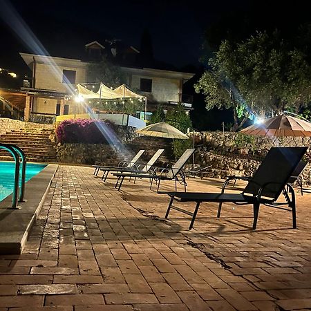 Domus Arco Romano Guest House إيتري المظهر الخارجي الصورة